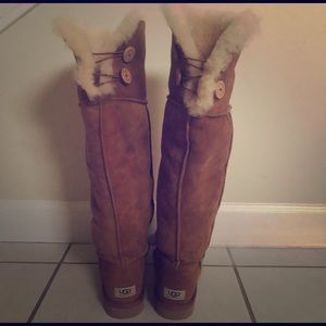 UGG Bailey Button Over The Knee Size 9